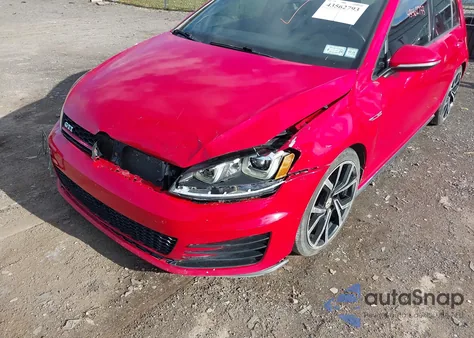 2015 Volkswagen Golf Gti 2.0T Se 4-Door z USA, uszkodzony, nr VIN 3VW4T7AU9FM038171